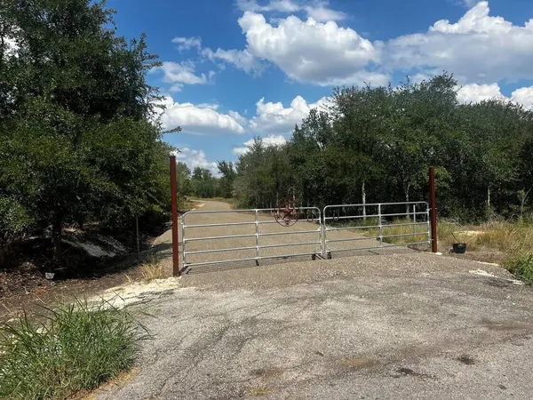 12545 Glass RD, Buda, TX 78610