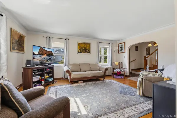 176 Broadway, Verplanck, NY 10596