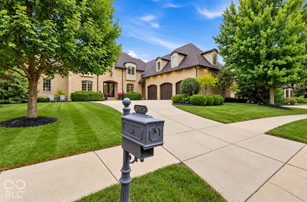 15479 Hidden Oaks LN, Carmel, IN 46033