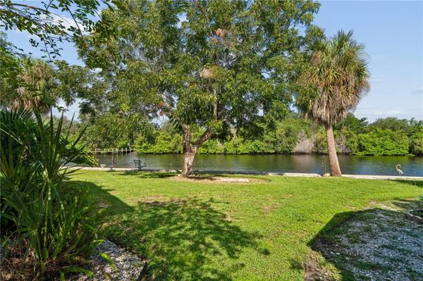 10739 DRUMMOND RD, Tampa, FL, 33615 photo 45