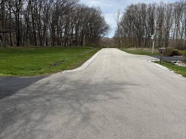 258 S Root DR, Crete, IL 60417