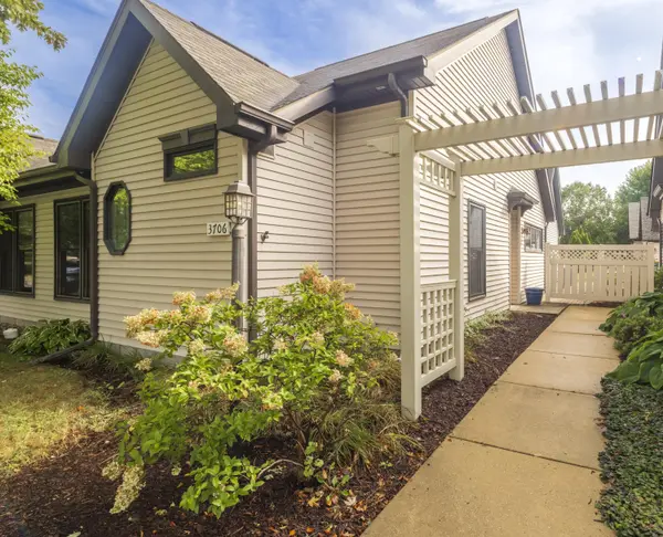 3706 Crosby DR, Valparaiso, IN 46383