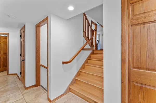 1600 Texas AVE S, Saint Louis Park, MN 55426