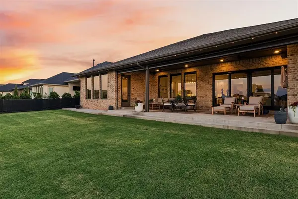 2101 Wiregrass DR, Edmond, OK 73025