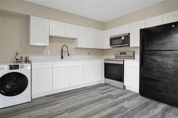 136 MYRTLE AVE, Lake Wales, FL 33898