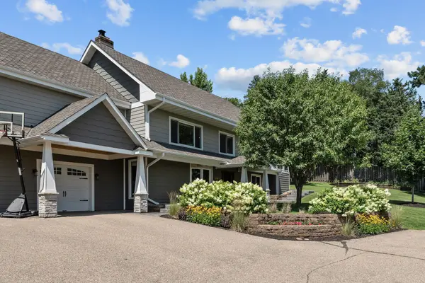 7300 Prairie View DR, Eden Prairie, MN 55346