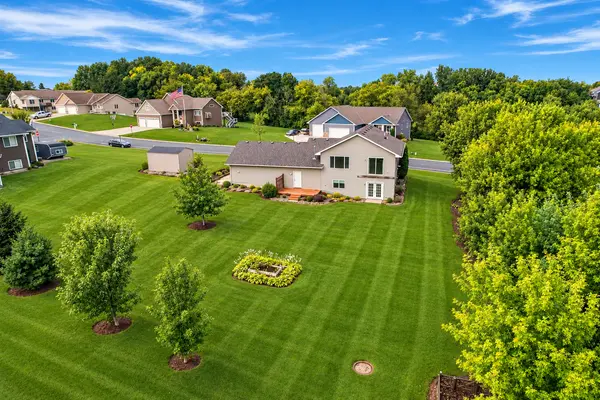 822 Deer PATH, Montgomery, MN 56069