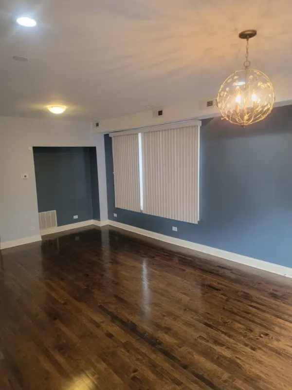 4406 S Maplewood AVE #2, Chicago, IL 60632
