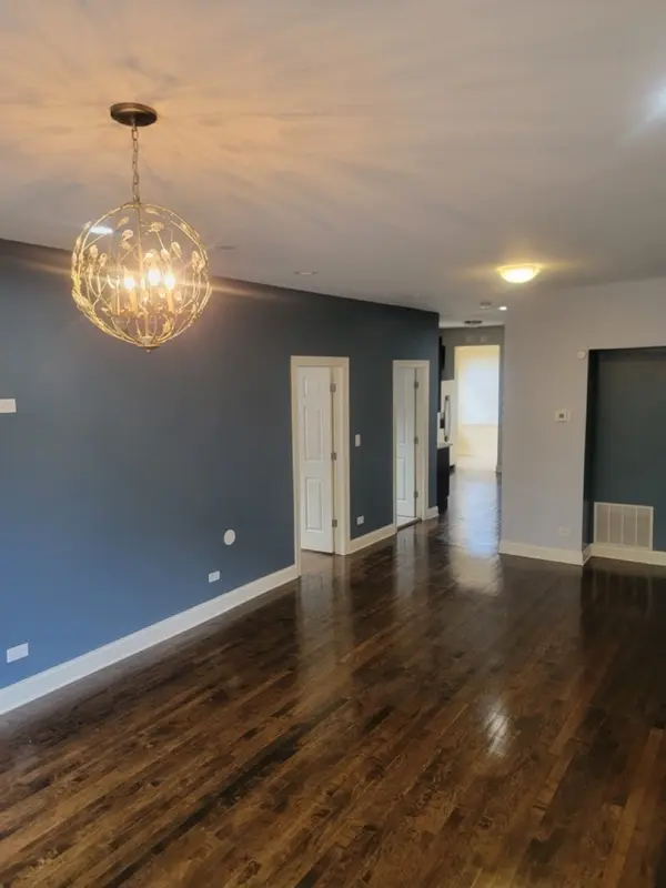 4406 S Maplewood AVE #2, Chicago, IL 60632