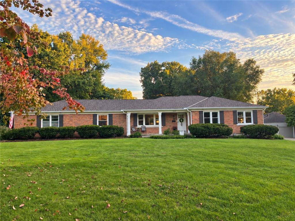 4229 W 98th ST, Overland Park, KS 66207