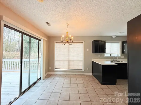 6924 Long Needles DR, Charlotte, NC 28277