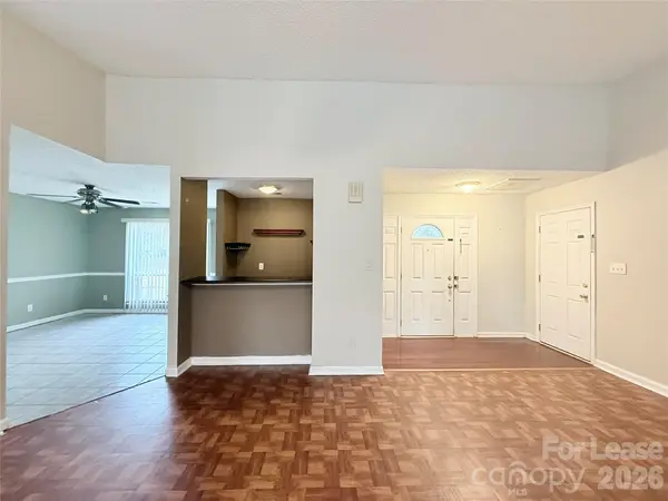 6924 Long Needles DR, Charlotte, NC 28277