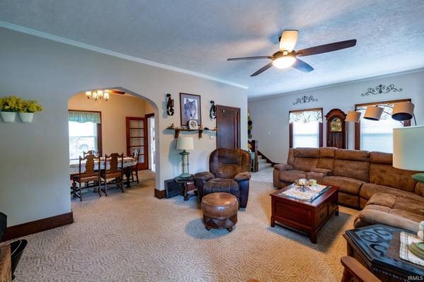 220 Goshen AVE, Elkhart, IN 46516