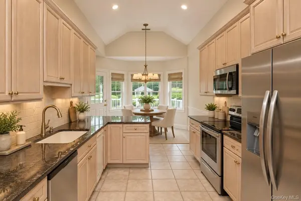 299 Pine Acre BLVD, Dix Hills, NY 11746