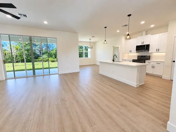 50 WHEELING LN, Palm Coast, FL 32164