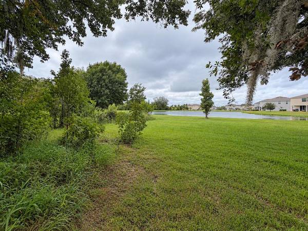 1800 CRAWFORD AVE, St Cloud, FL 34769