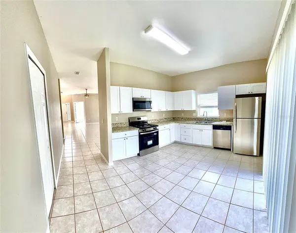 2572 ACUNA CT, Lake Mary, FL 32746