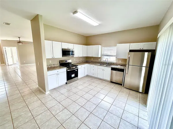 2572 ACUNA CT, Lake Mary, FL 32746