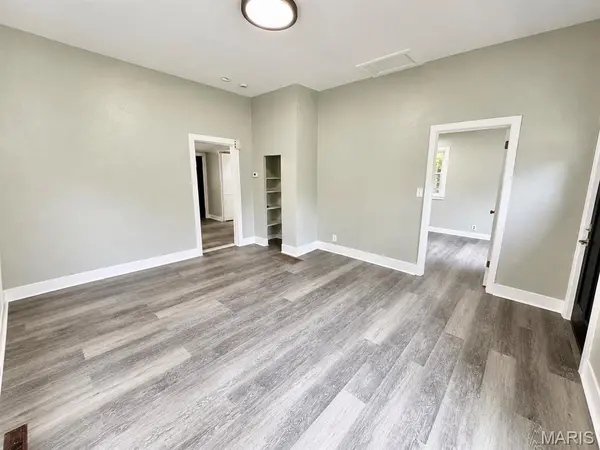 536 N Kansas ST, Edwardsville, IL 62025