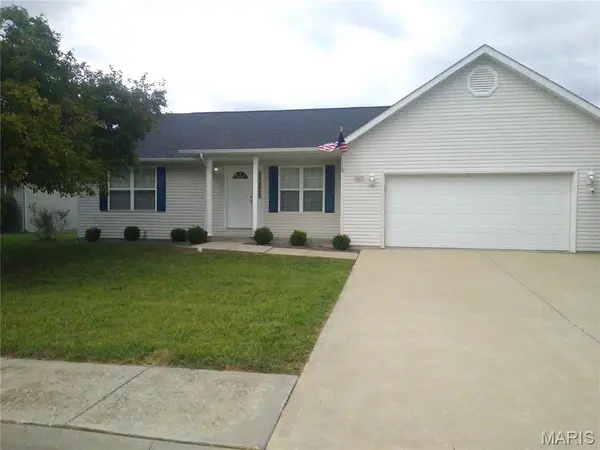 1452 Kingsley DR, Shiloh, IL 62269