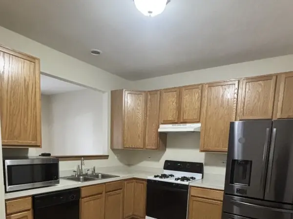 2316 Reflections DR #2316, Aurora, IL 60502