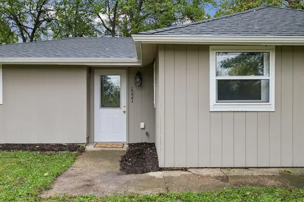1221 Jefferson RD, Northfield, MN 55057