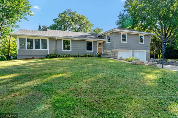 3533 W 103rd ST, Bloomington, MN 55431