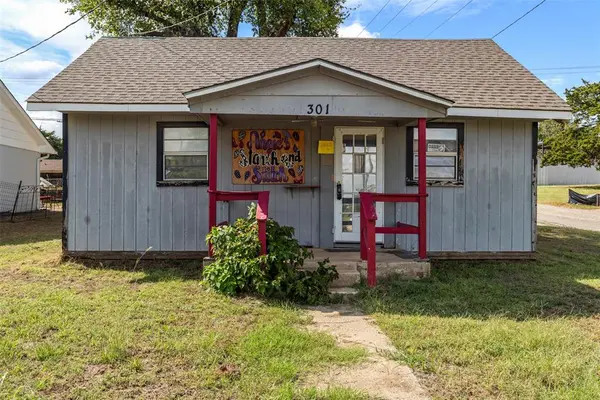 301 S Main AVE, Blanchard, OK 73010