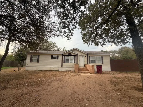 138 Maegan LN, Cedar Creek, TX 78612