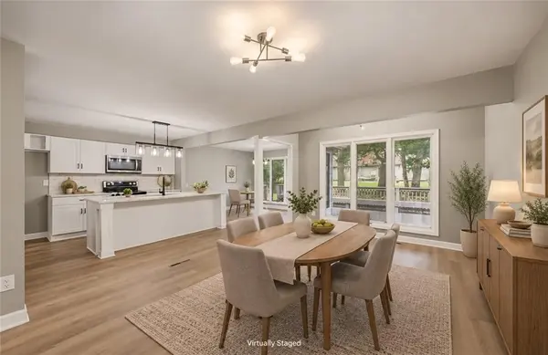 9624 Woodson DR, Overland Park, KS 66207