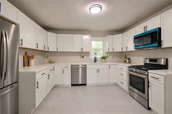 7514 Woodson RD, Raytown, MO 64138