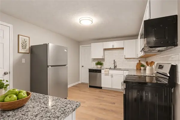 817 Pawnee ST, Leavenworth, KS 66048