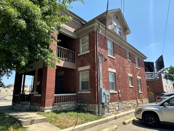 3809 Washington ST, Kansas City, MO 64111