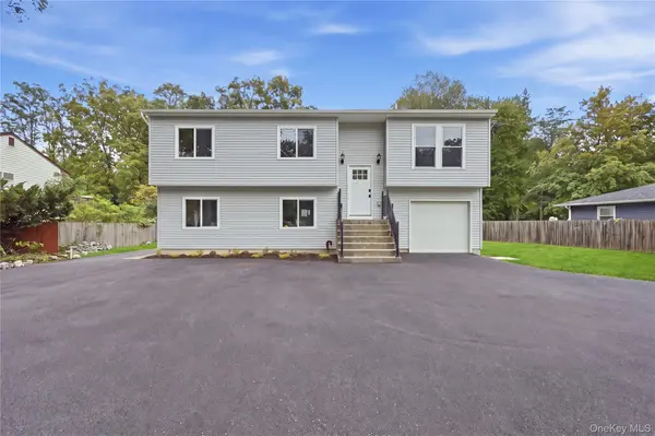 93 Mount Sinai Coram RD, Coram, NY 11727