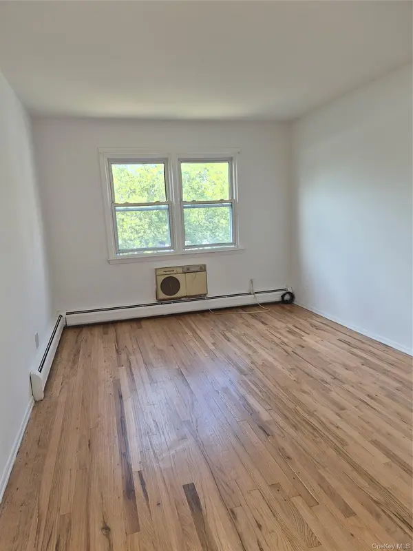 18-28 Bell Blvd Bayside #1 Fl, Bayside, NY 11360