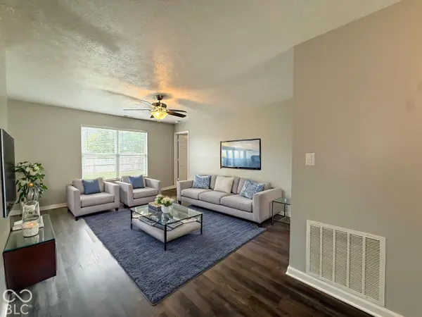 823 Tall Timber DR, Greenwood, IN 46143