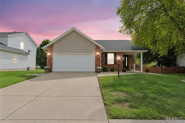 58 Julie DR, Glen Carbon, IL 62034