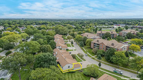 696 Hapsfield LN #4A1, Buffalo Grove, IL 60089