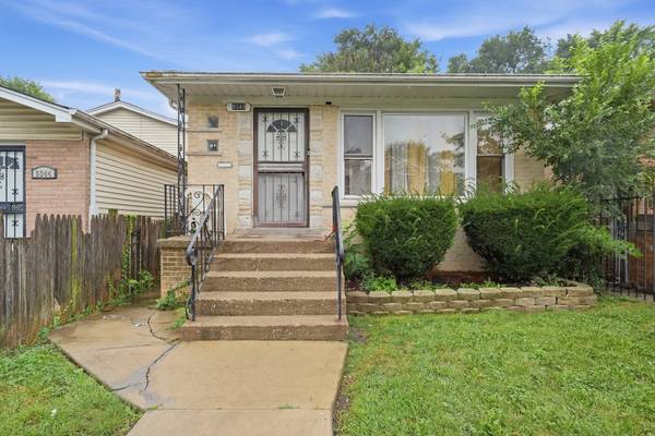 9340 S University AVE, Chicago, IL 60619