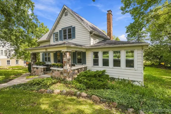 727 N First ST, Geneva, IL 60134