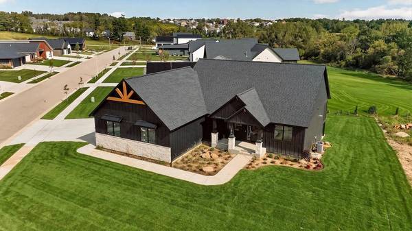 1504 Shannon Oaks BLVD NE, Rochester, MN 55906