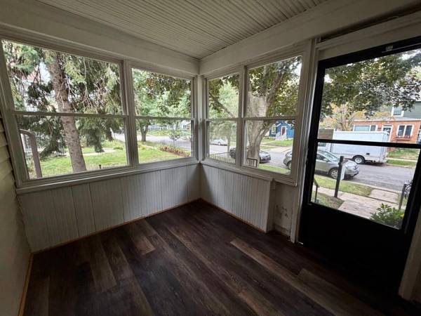 864 Delaware AVE, Saint Paul, MN 55107