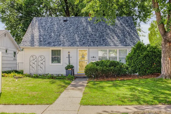 2024 Itasca AVE, Saint Paul, MN 55116