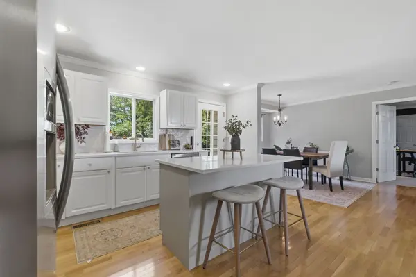 154 Two Valley Rd, Hendersonville, TN 37075