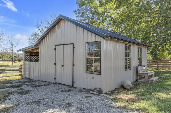 6996 Glenn Rd, College Grove, TN 37046