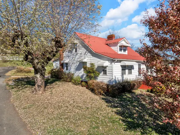 2873 Main St, Surgoinsville, TN 37873