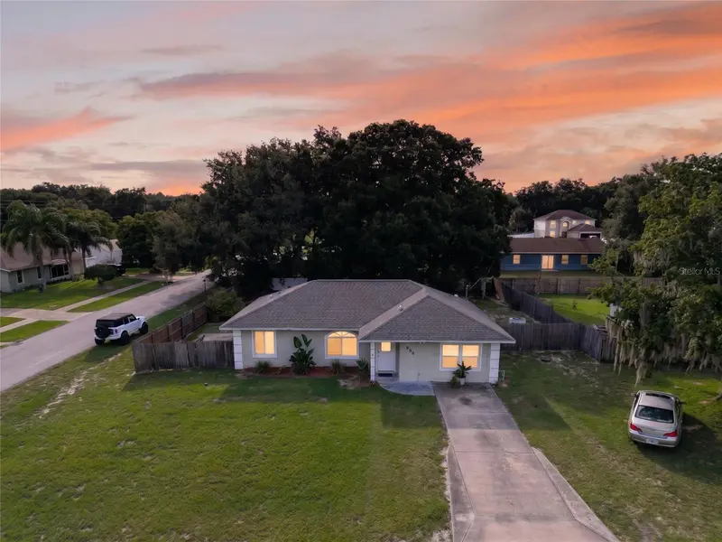 Deltona, FL 32738