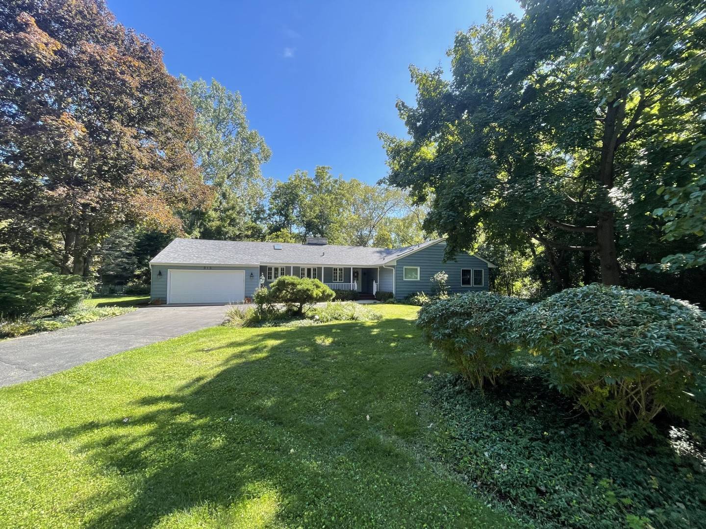 515 E Blodgett AVE, Lake Bluff, IL 60044