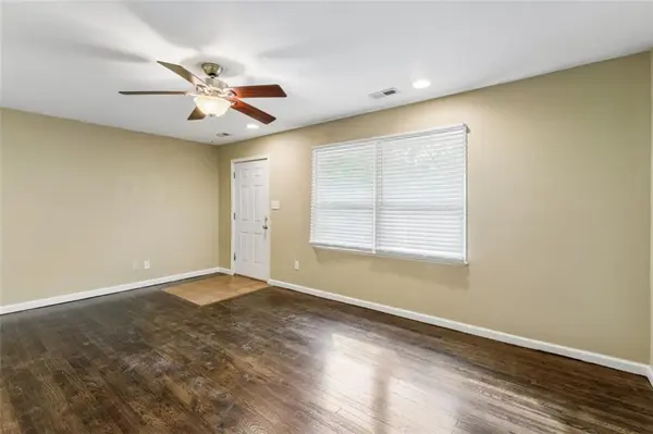 8549 Wornall RD, Kansas City, MO 64114