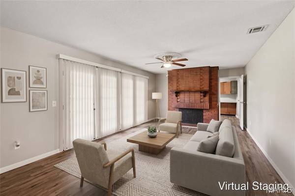 1535 Surf Side DR, St Louis, MO 63138
